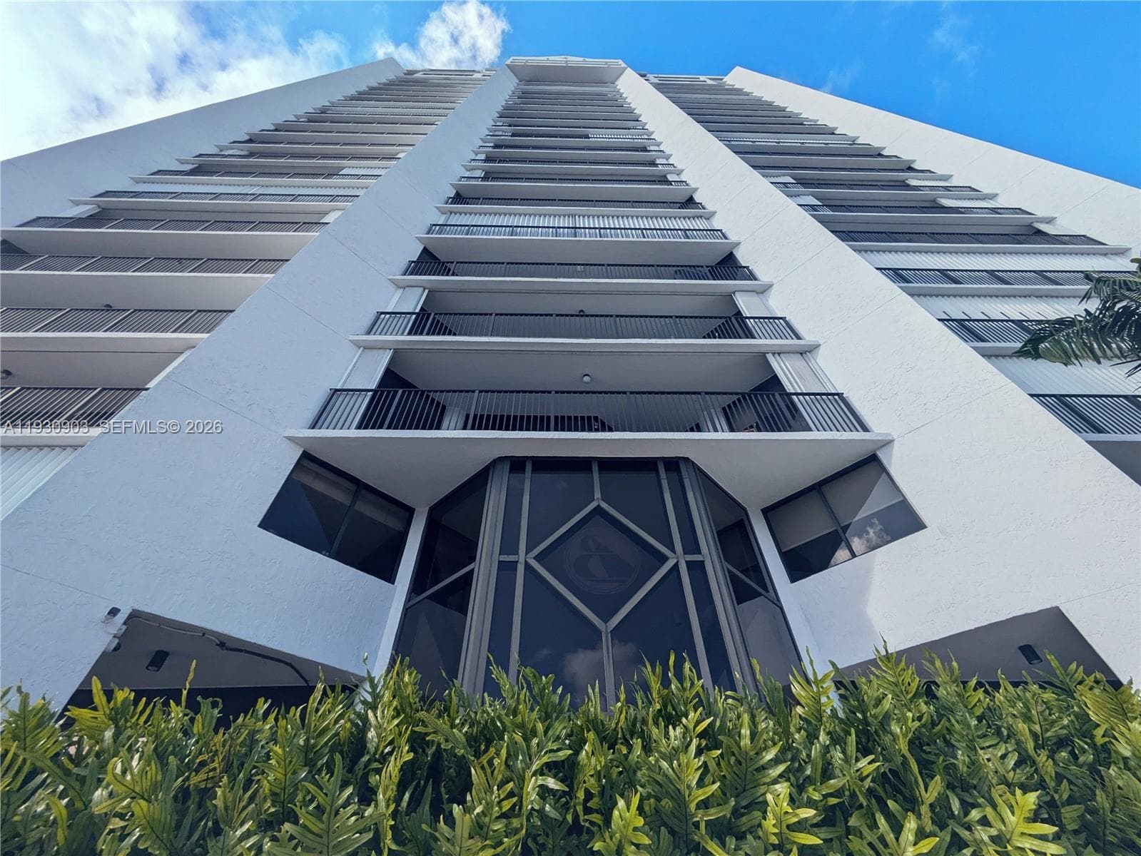 Anchor Bay Club · #204 in Hallandale Beach - Photo 43