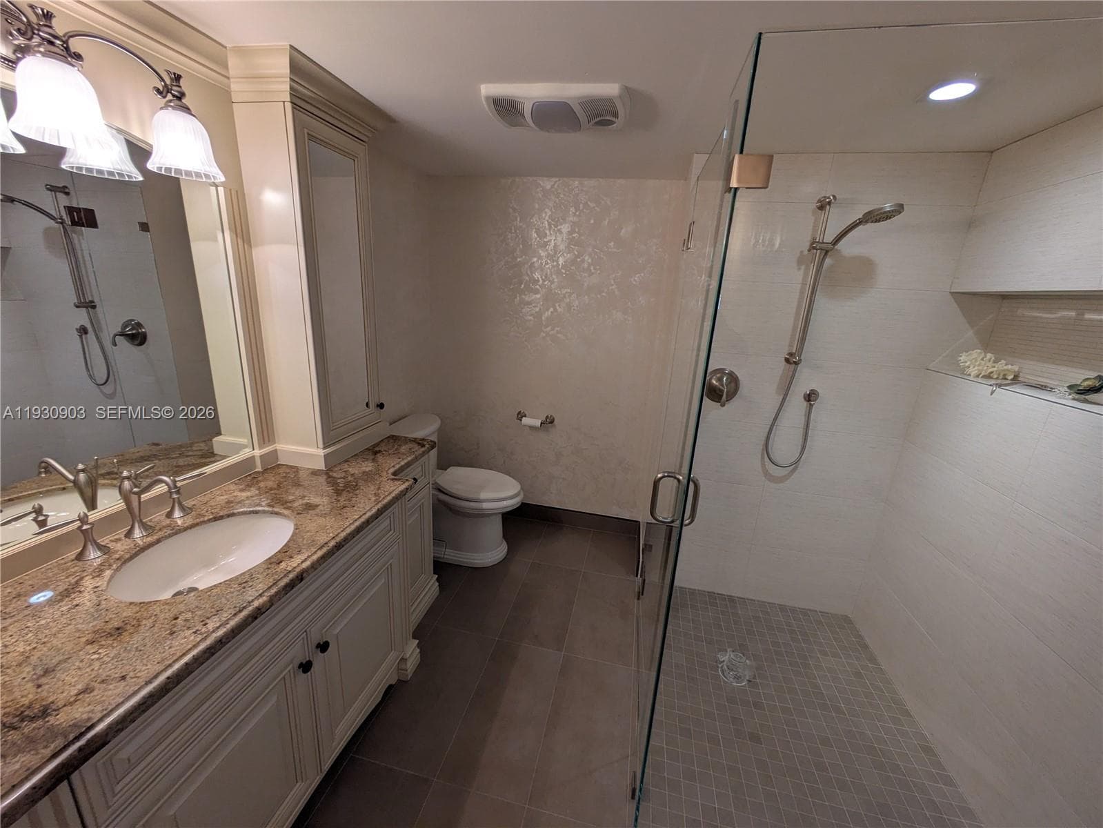 Anchor Bay Club · #204 in Hallandale Beach - Photo 24