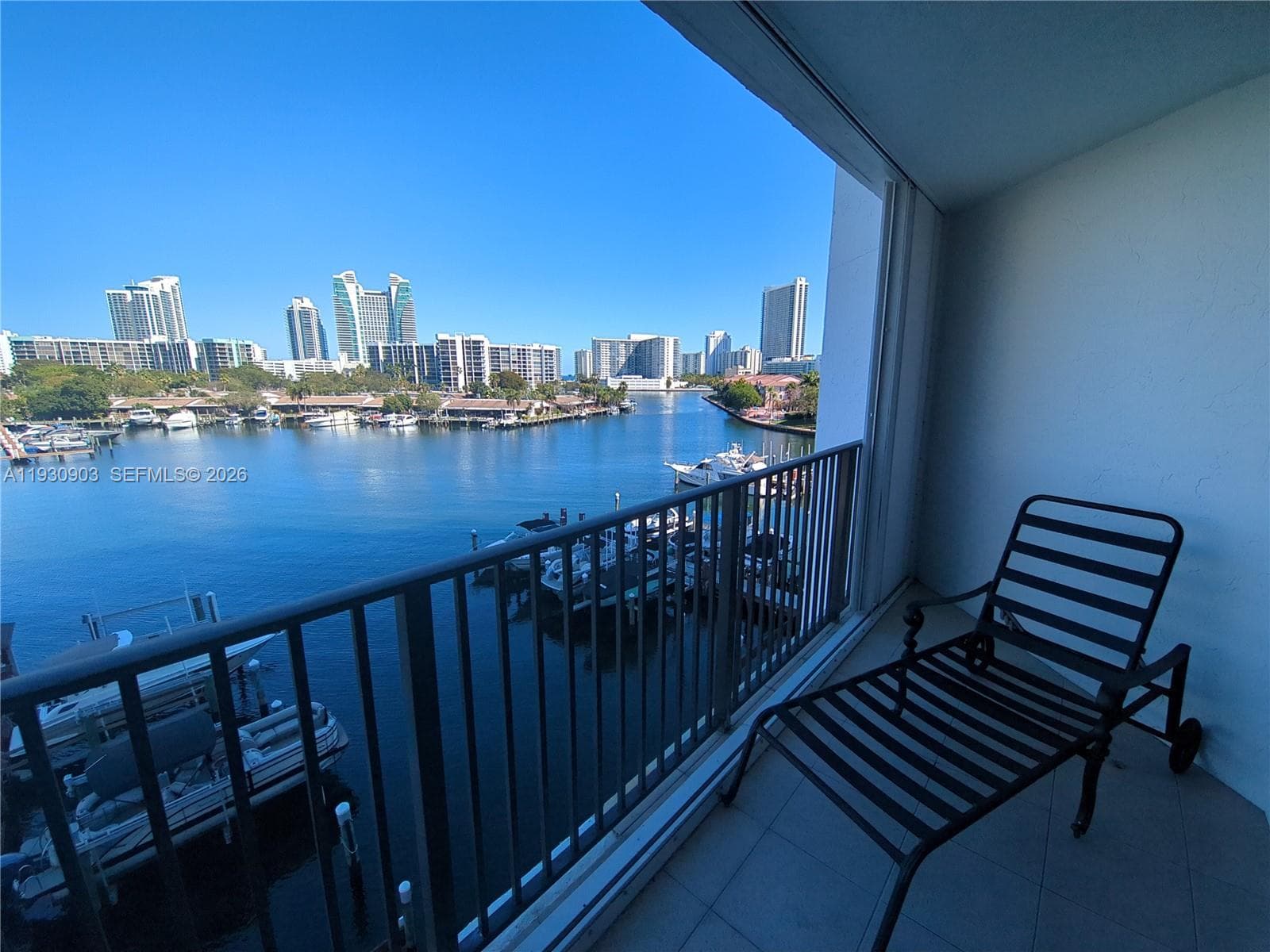 Anchor Bay Club · #204 in Hallandale Beach - Photo 38