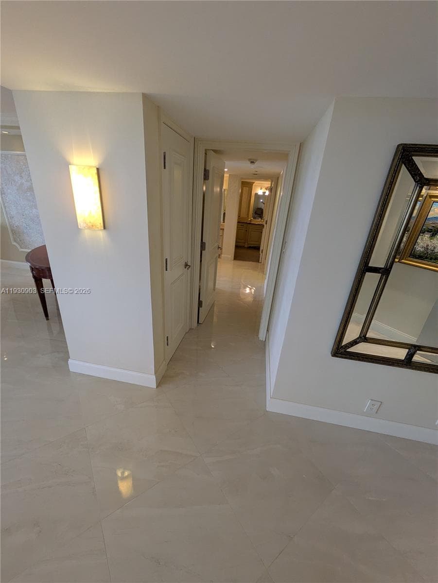 Anchor Bay Club · #204 in Hallandale Beach - Photo 18