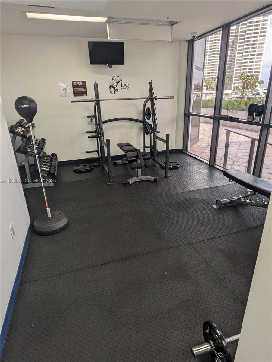 Anchor Bay Club · #204 in Hallandale Beach - Photo 51