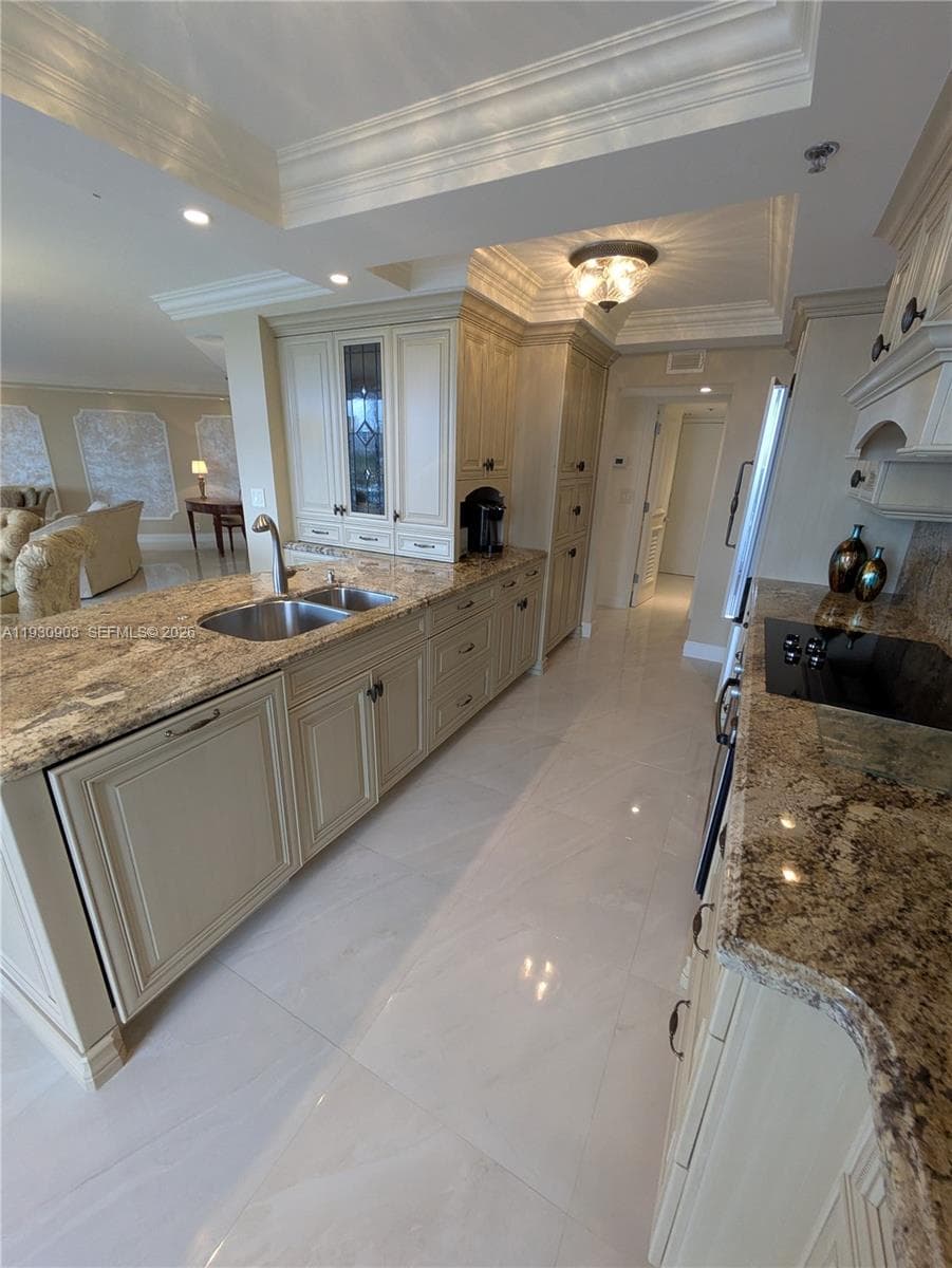 Anchor Bay Club · #204 in Hallandale Beach - Photo 15