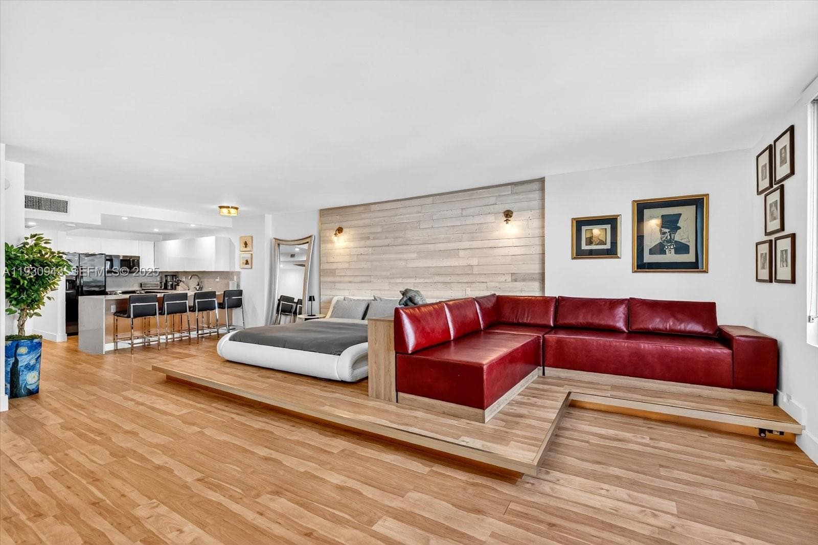 Roney Palace · #714 in Miami Beach - Photo 4