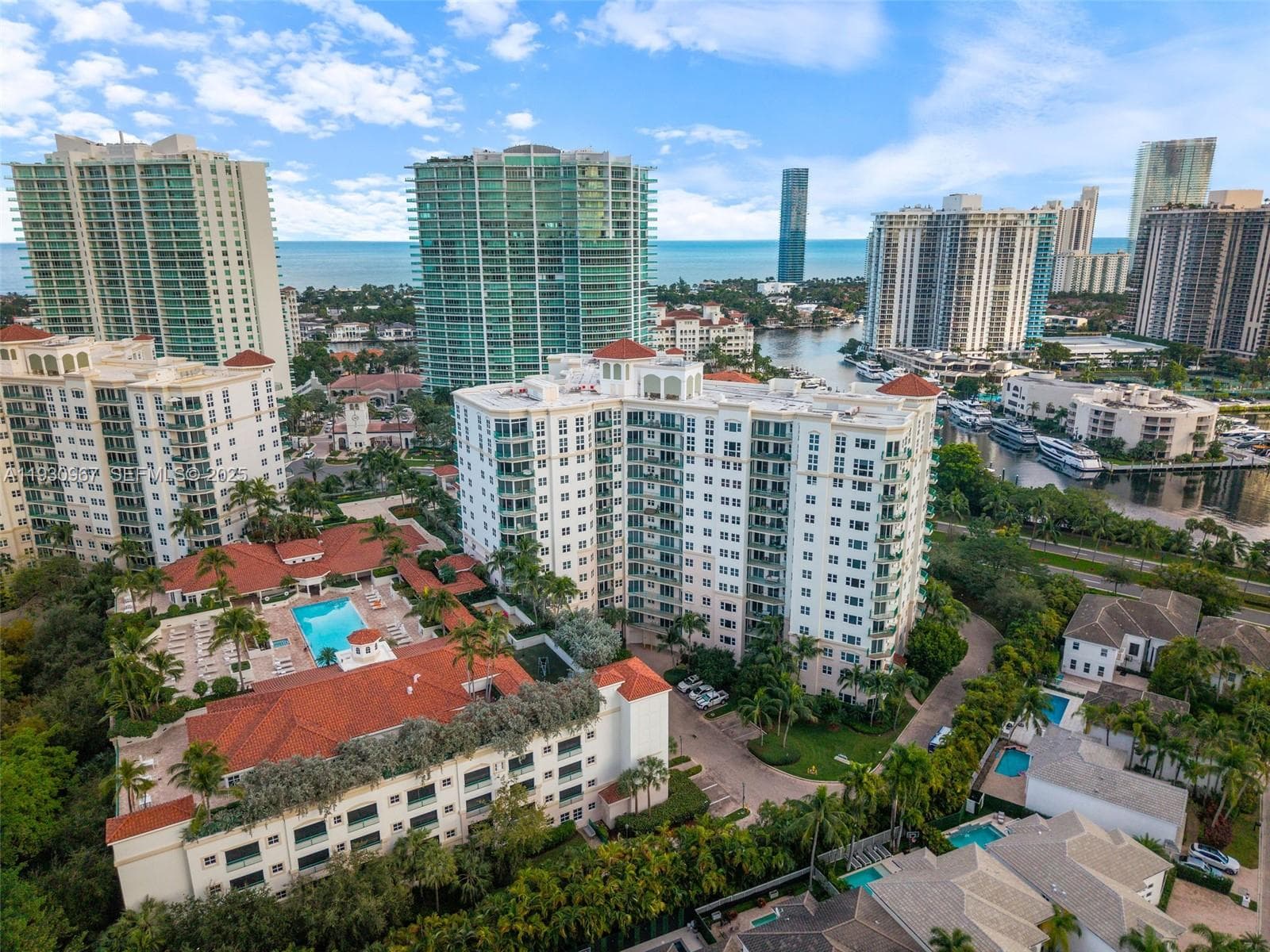 TURNBERRY VILLAGE · #616 in Aventura - Photo 36
