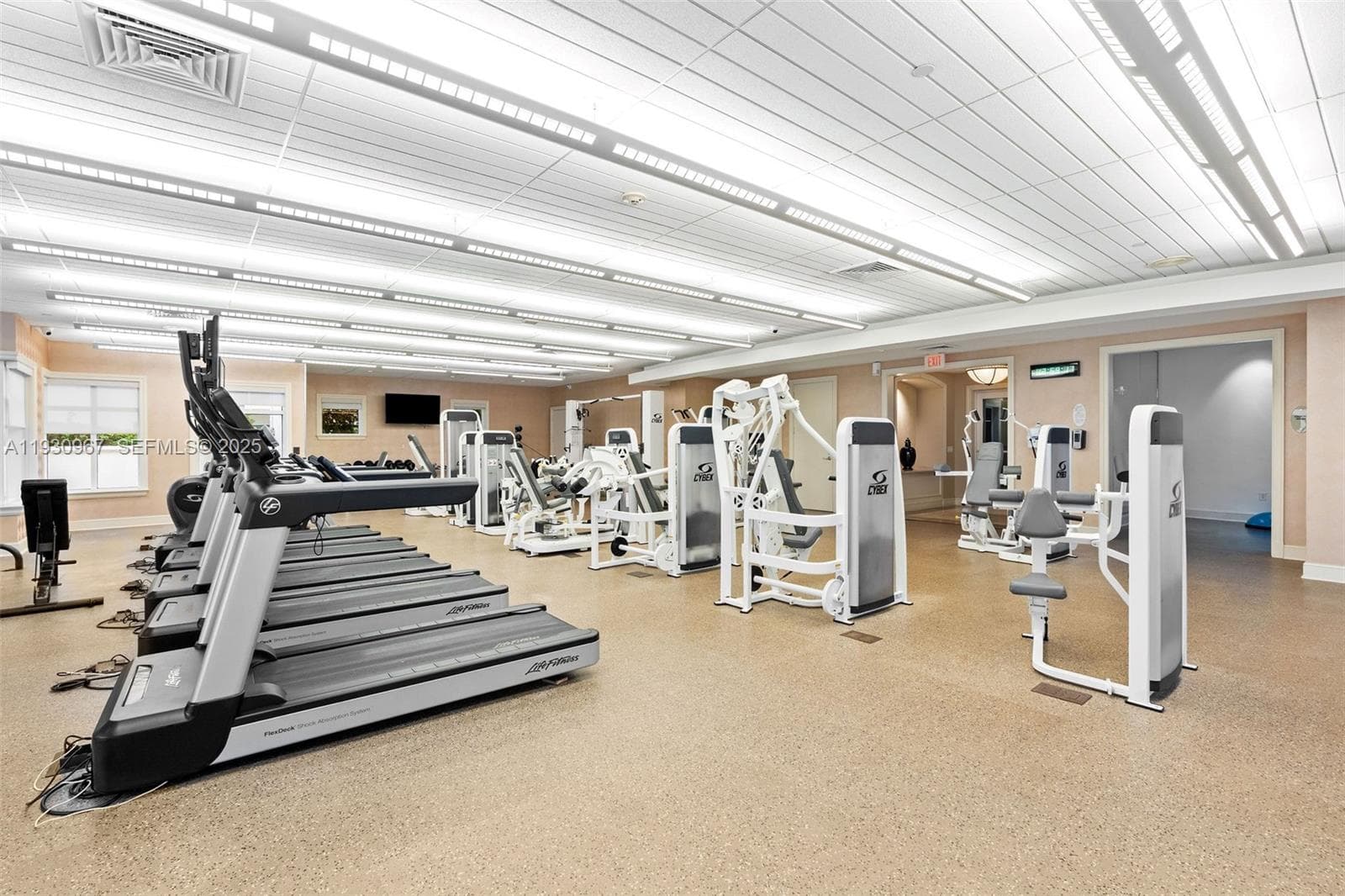 TURNBERRY VILLAGE · #616 in Aventura - Photo 30