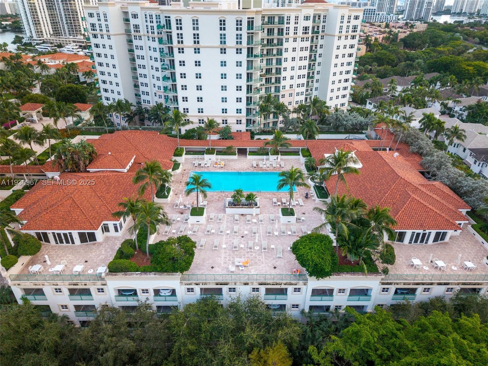 TURNBERRY VILLAGE · #616 in Aventura - Photo 41