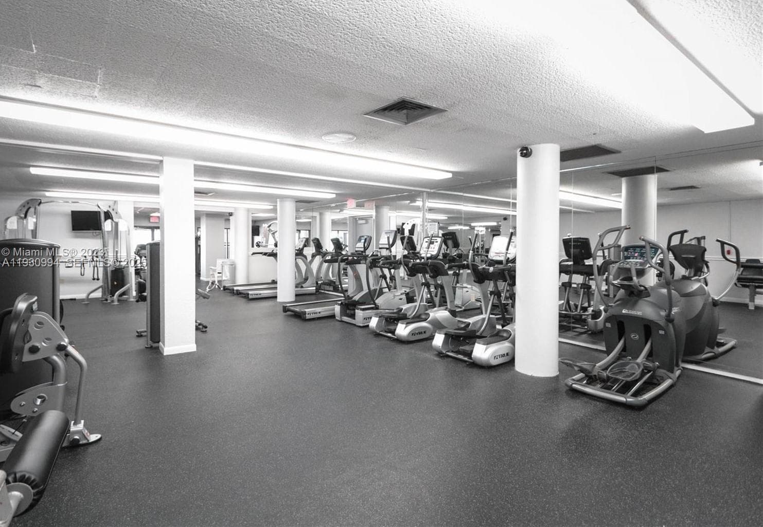 HEMISPHERES CONDO · #2H in Hallandale Beach - Photo 16