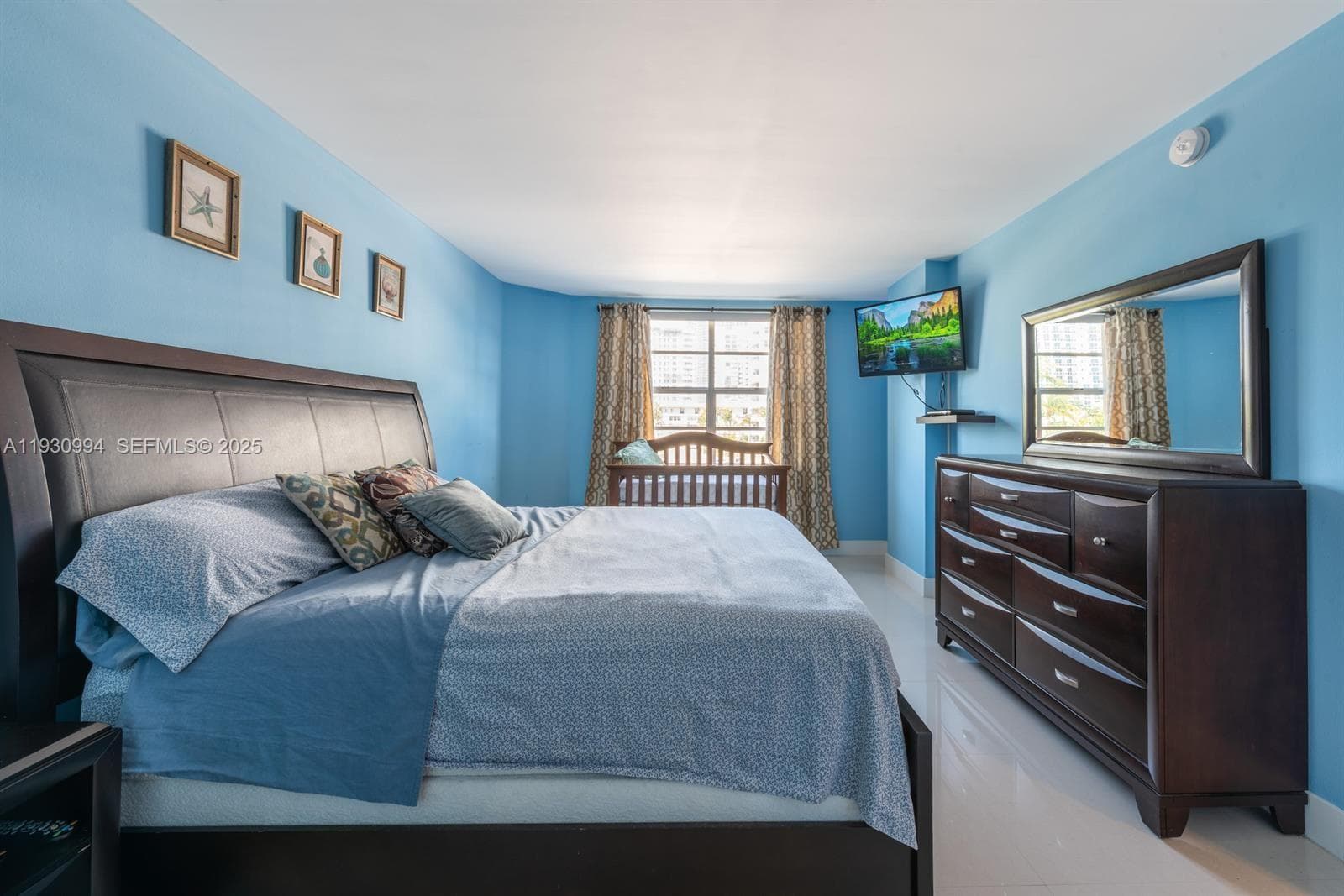 HEMISPHERES CONDO · #2H in Hallandale Beach - Photo 10