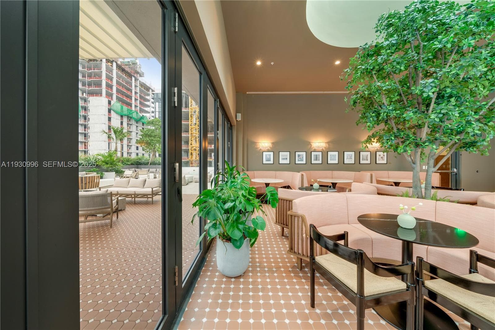 Garden room