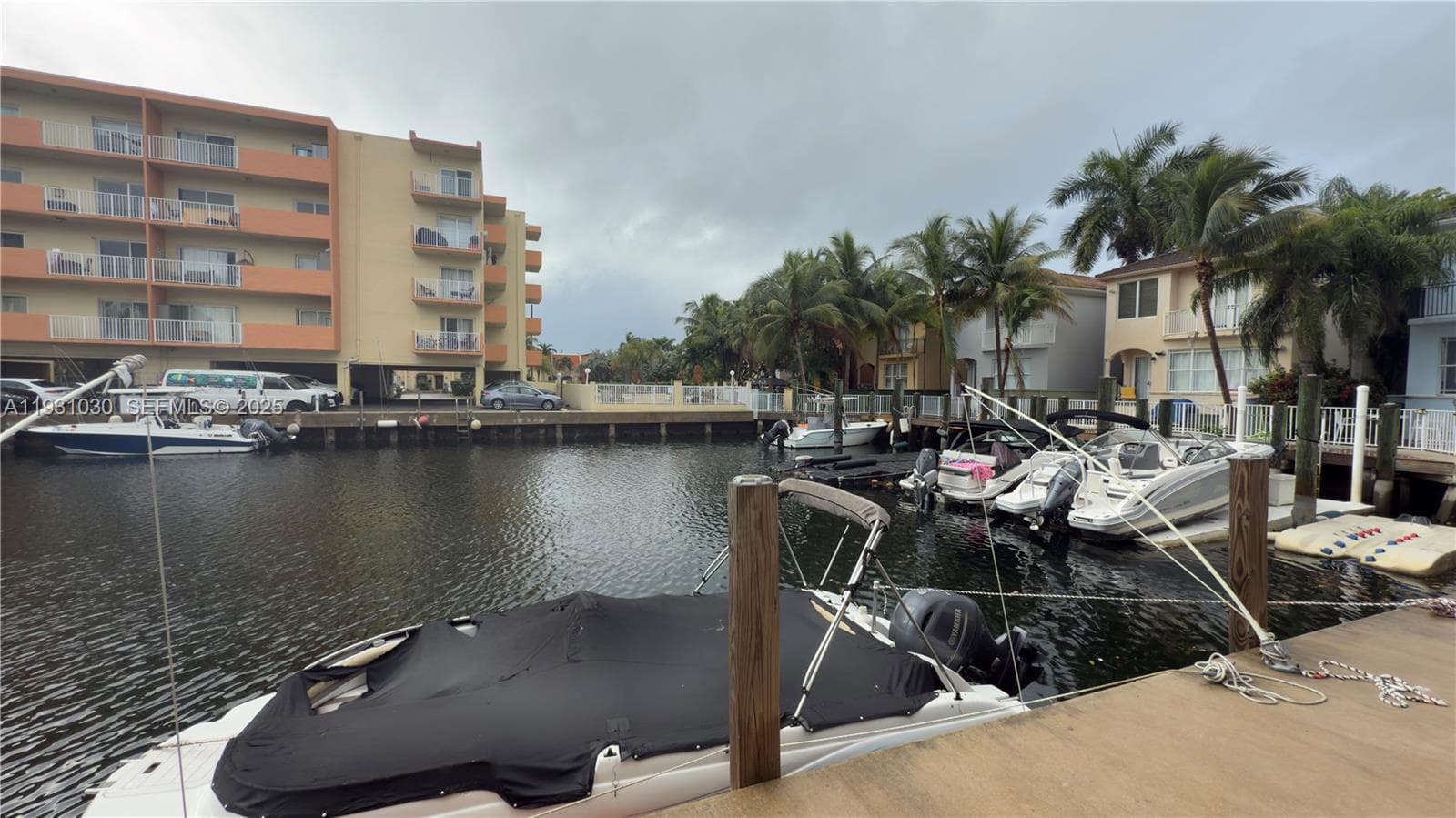 VENICE ISLE CONDO · #402 in North Miami Beach - Photo 16