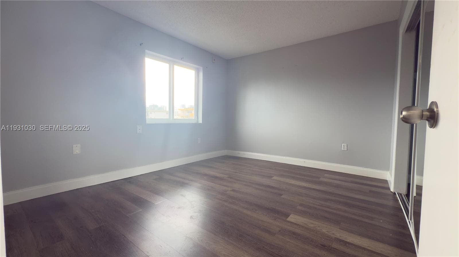 VENICE ISLE CONDO · #402 in North Miami Beach - Photo 11