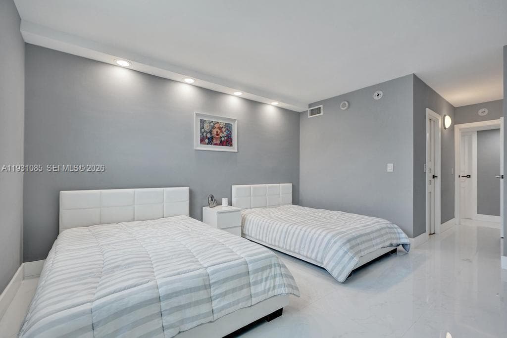 Oceanview Building B · #1104 in Sunny Isles Beach - Photo 28