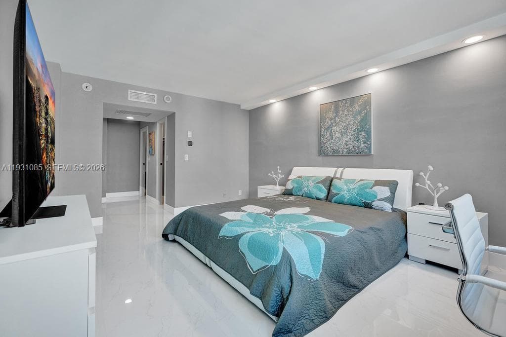 Oceanview Building B · #1104 in Sunny Isles Beach - Photo 20