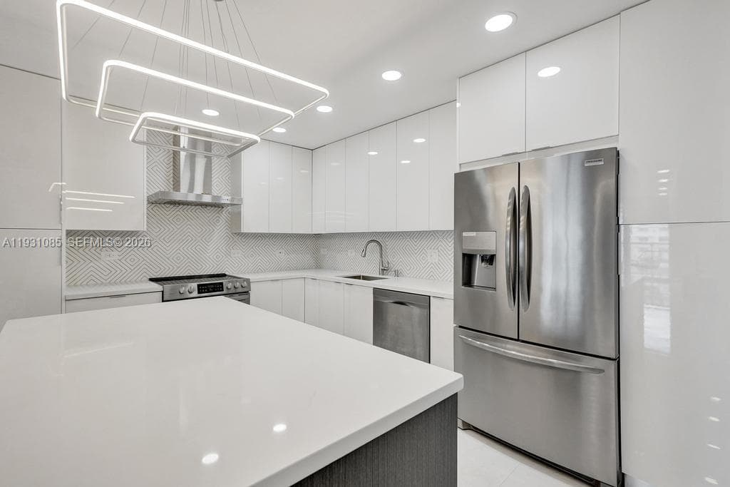Oceanview Building B · #1104 in Sunny Isles Beach - Photo 18