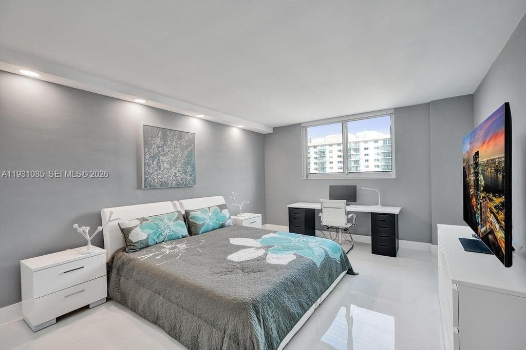 Oceanview Building B · #1104 in Sunny Isles Beach - Photo 21
