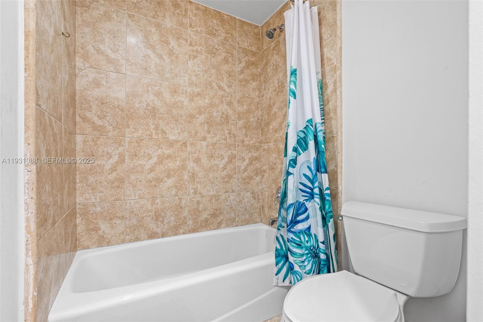 401 BLU OF NORTH BEACH CO · #1001 in Miami Beach - Photo 13