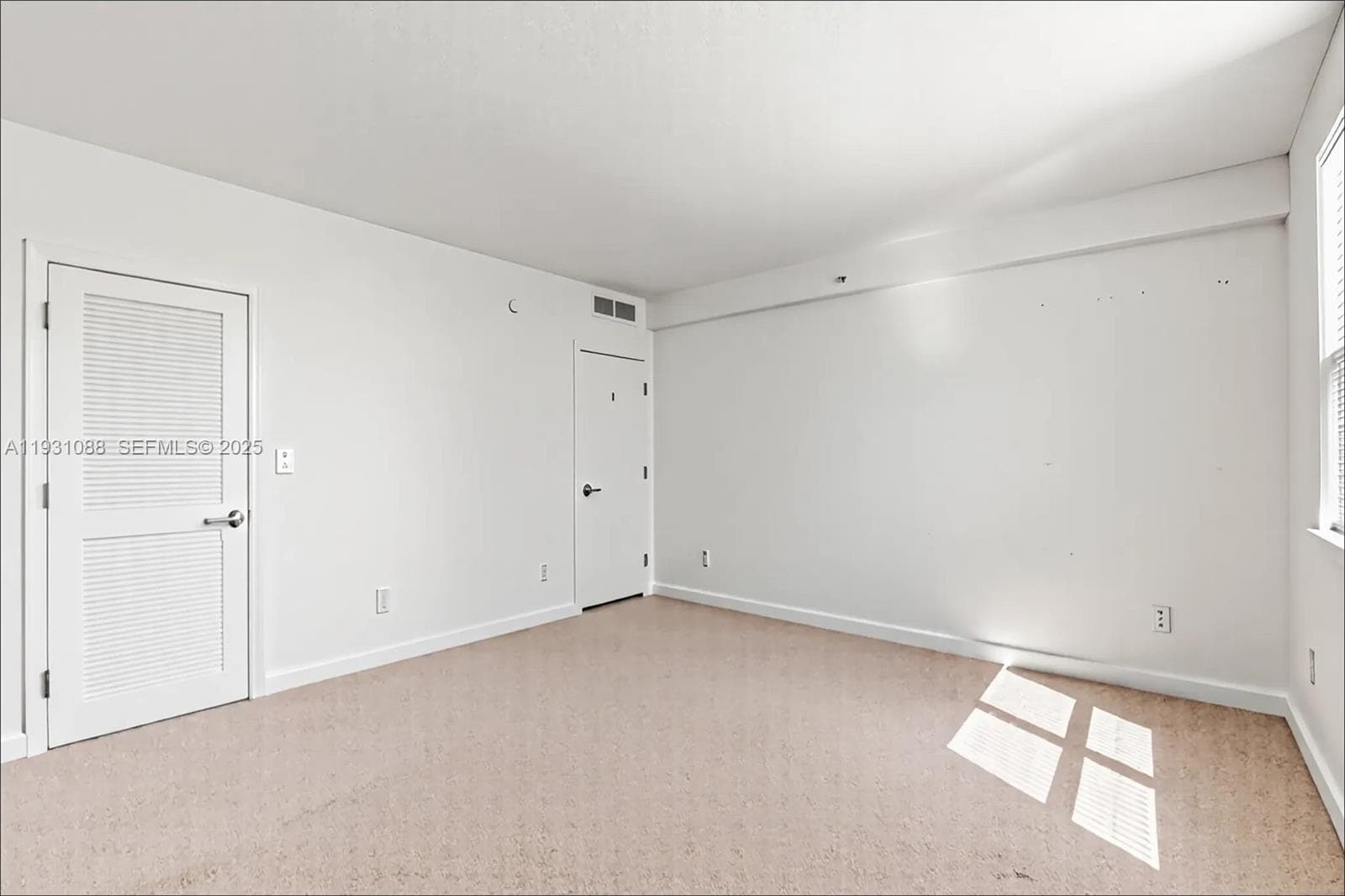 401 BLU OF NORTH BEACH CO · #1001 in Miami Beach - Photo 12
