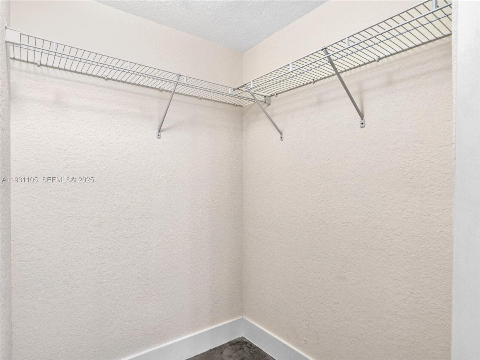 SEYBOLD POINTE CONDO · #1208 in Miami - Photo 23