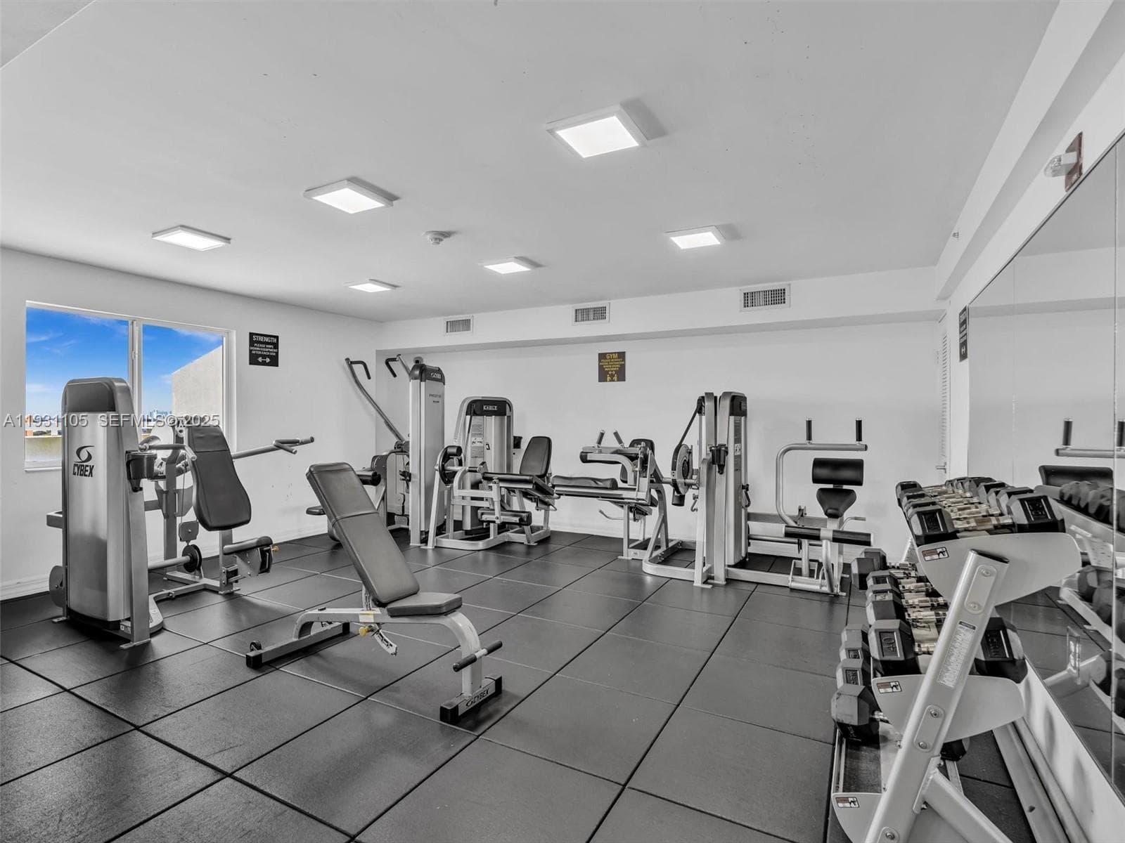 SEYBOLD POINTE CONDO · #1208 in Miami - Photo 36