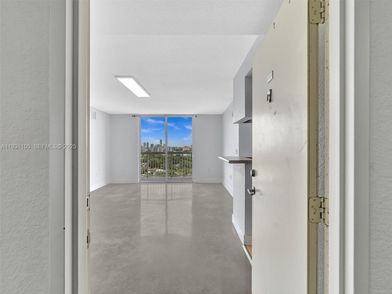 SEYBOLD POINTE CONDO · #1208 in Miami - Photo 5