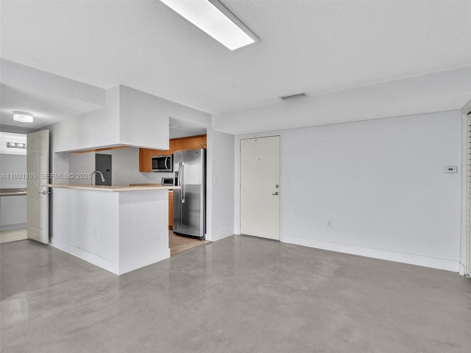 SEYBOLD POINTE CONDO · #1208 in Miami - Photo 11