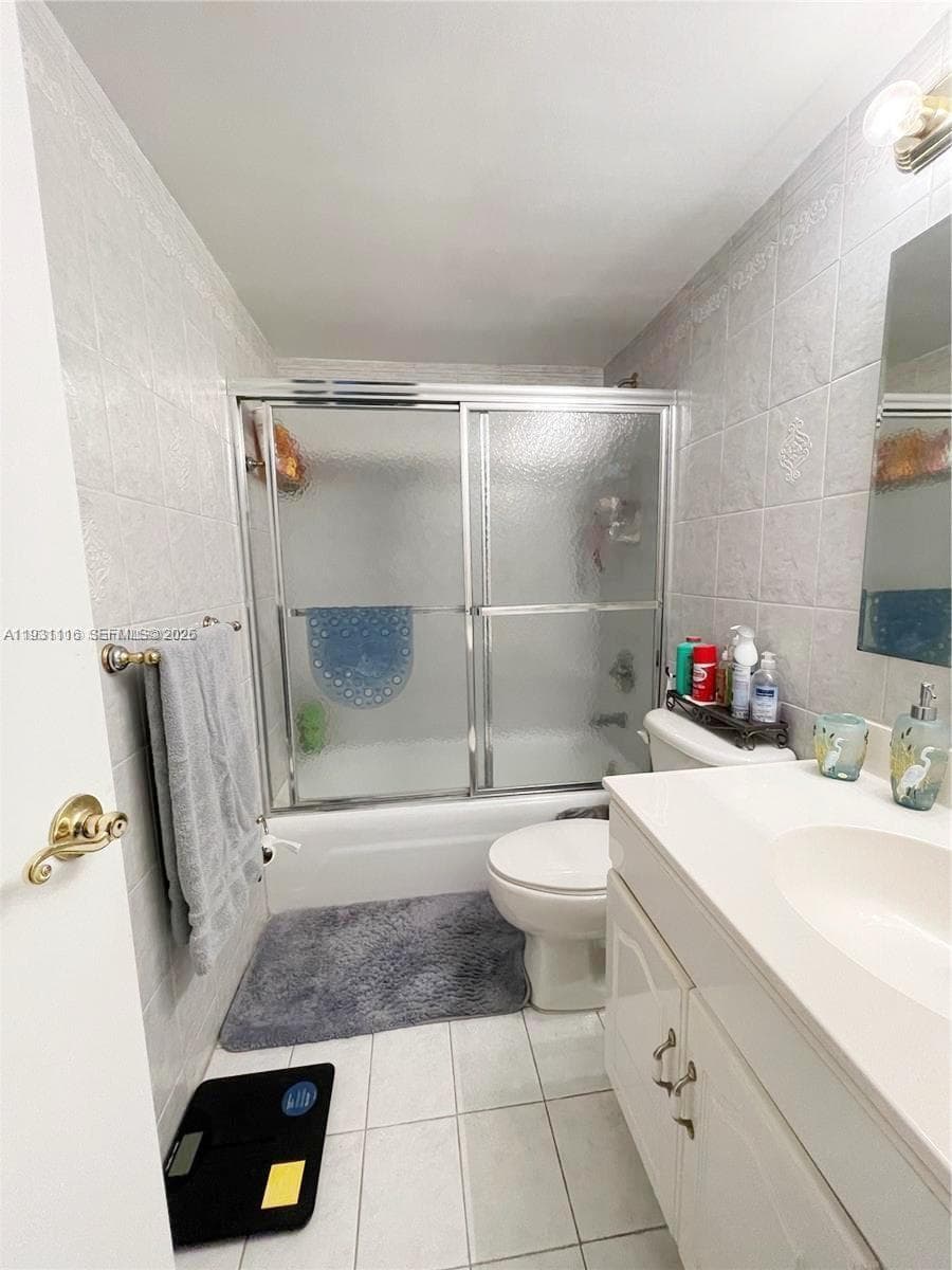 PARKER DORADO CONDO · #204 in Hallandale Beach - Photo 12
