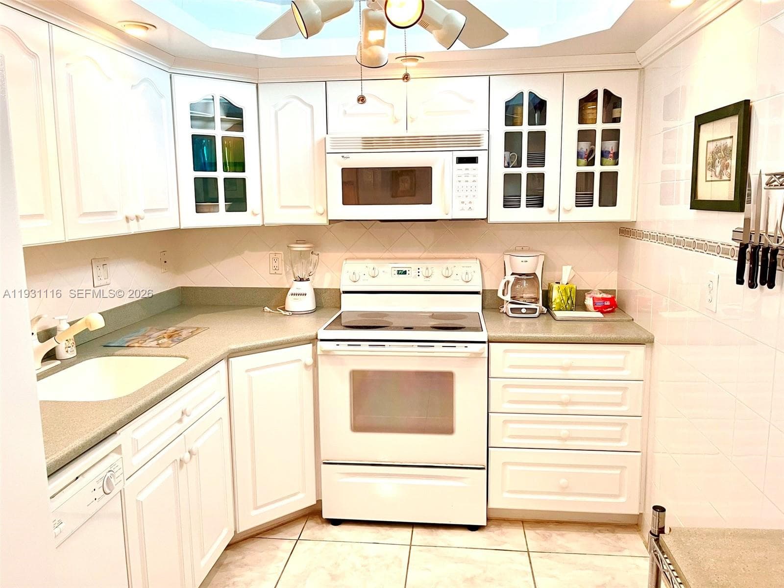 PARKER DORADO CONDO · #204 in Hallandale Beach - Photo 36