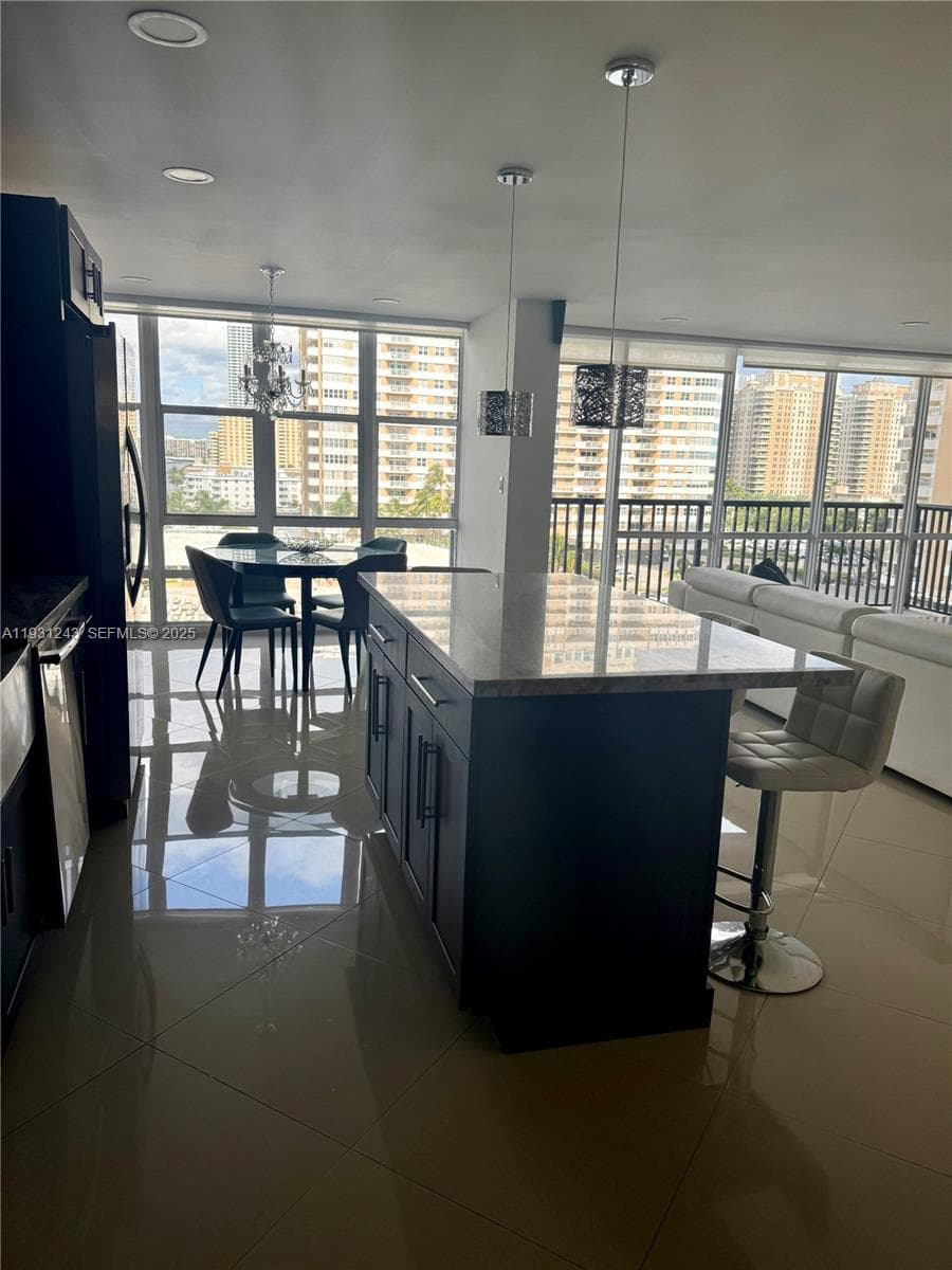 AVANT GARDE CONDO · #807 in Hallandale Beach - Photo 9
