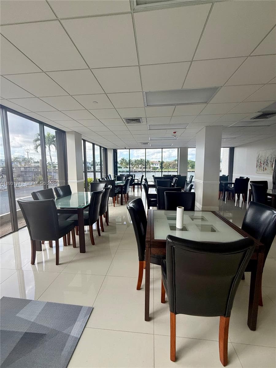 AVANT GARDE CONDO · #807 in Hallandale Beach - Photo 31