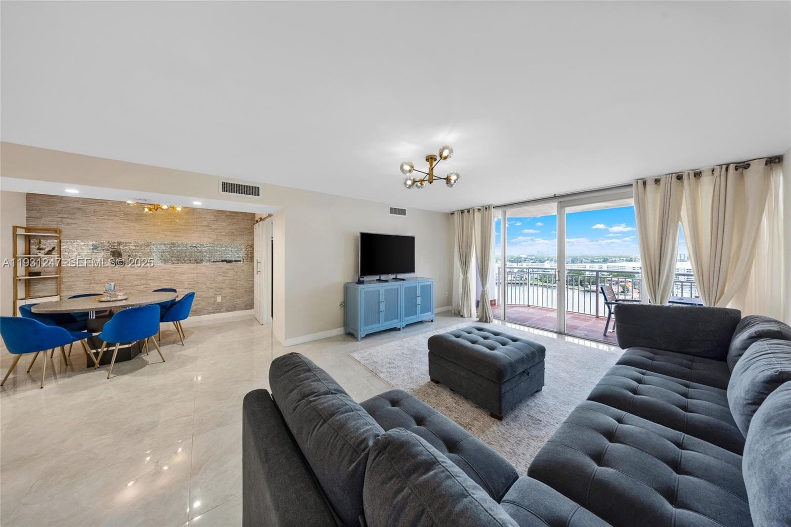 DEL PRADO MARINA · #1401 in Aventura - Photo 12