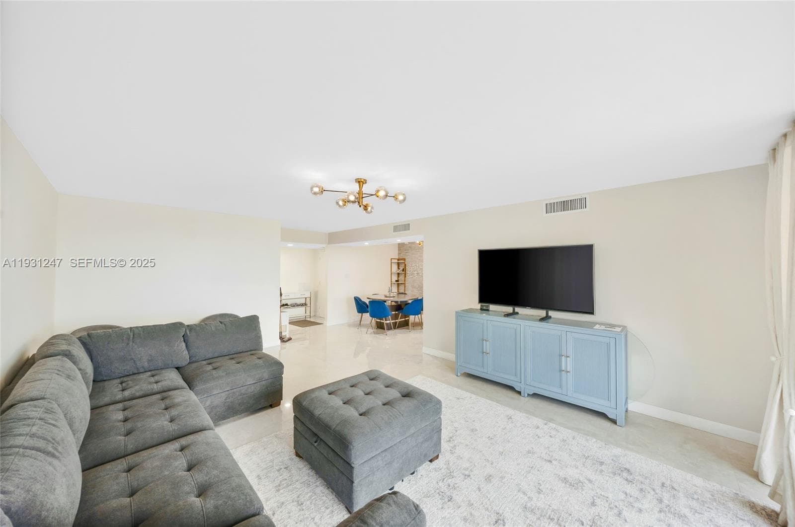 DEL PRADO MARINA · #1401 in Aventura - Photo 22