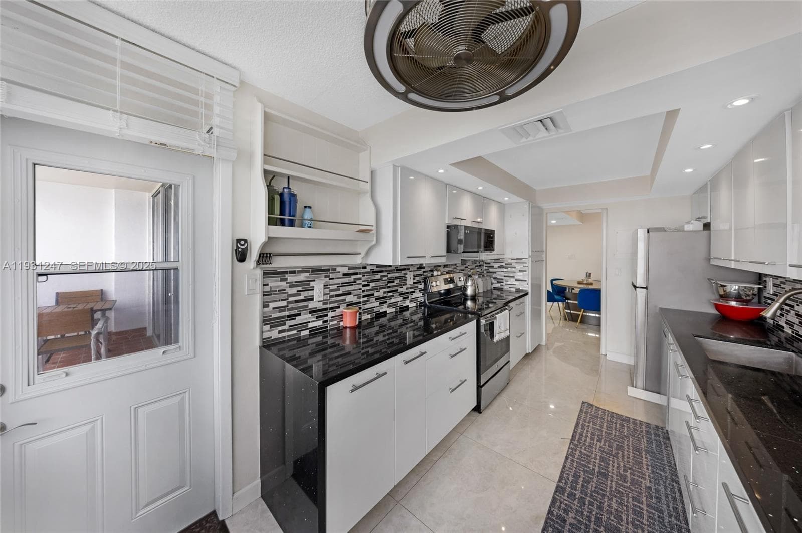 DEL PRADO MARINA · #1401 in Aventura - Photo 21