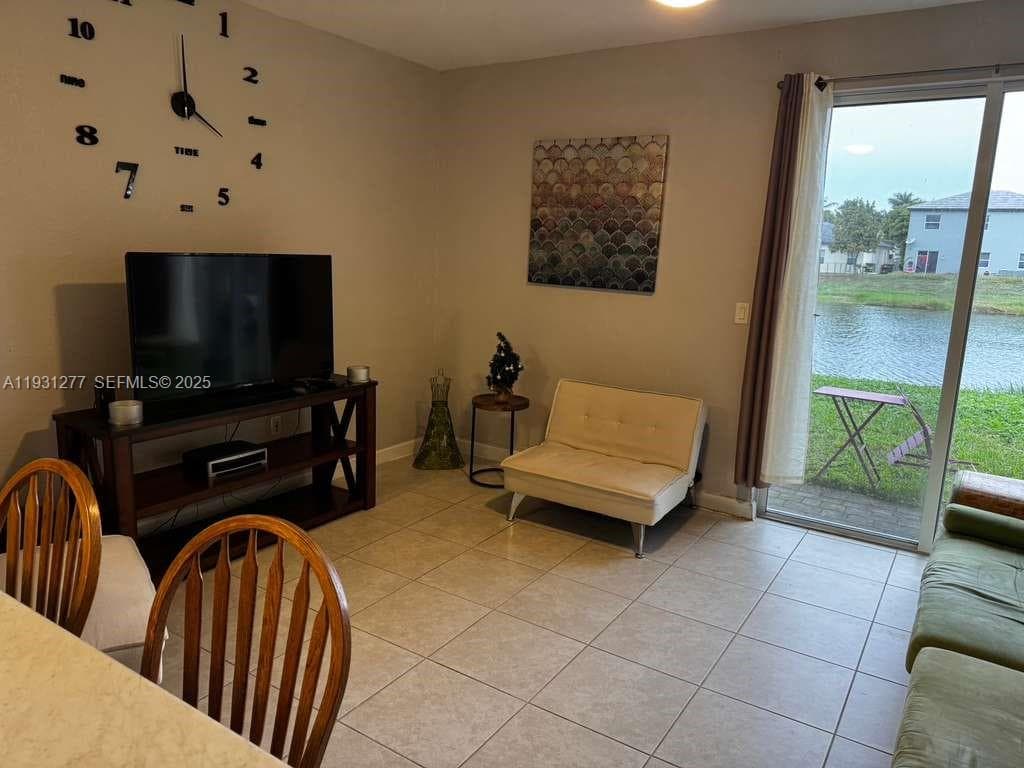 2819 SE 1st Dr #5 photo 8