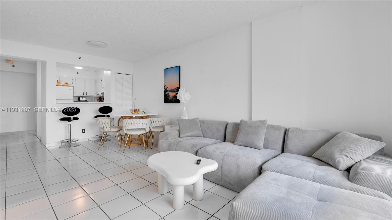 RIOPLAZA CONDOMINIUM · #603 in Miami - Photo 3