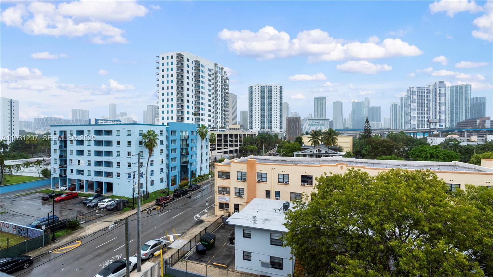 RIOPLAZA CONDOMINIUM · #603 in Miami - Photo 10