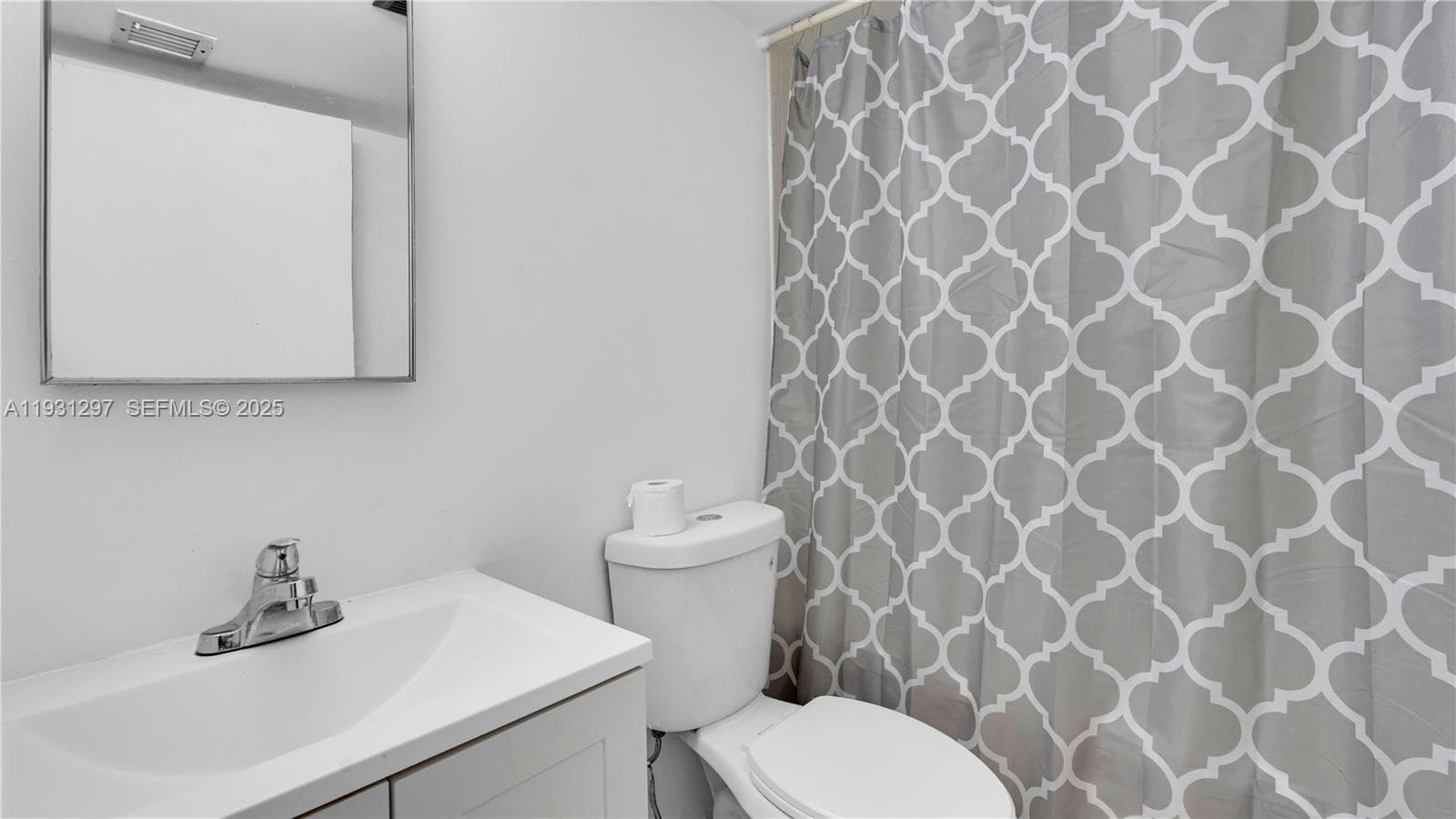 RIOPLAZA CONDOMINIUM · #603 in Miami - Photo 14