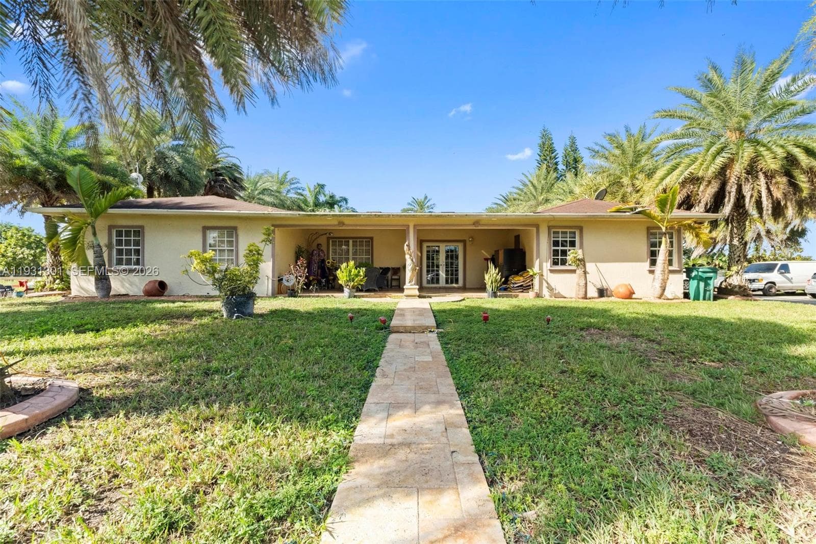 15150 SW 202nd Ave photo 2