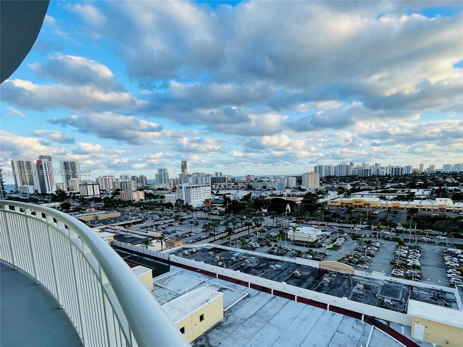 DUO CONDOMINIUM WEST · #1507W in Hallandale Beach - Photo 16
