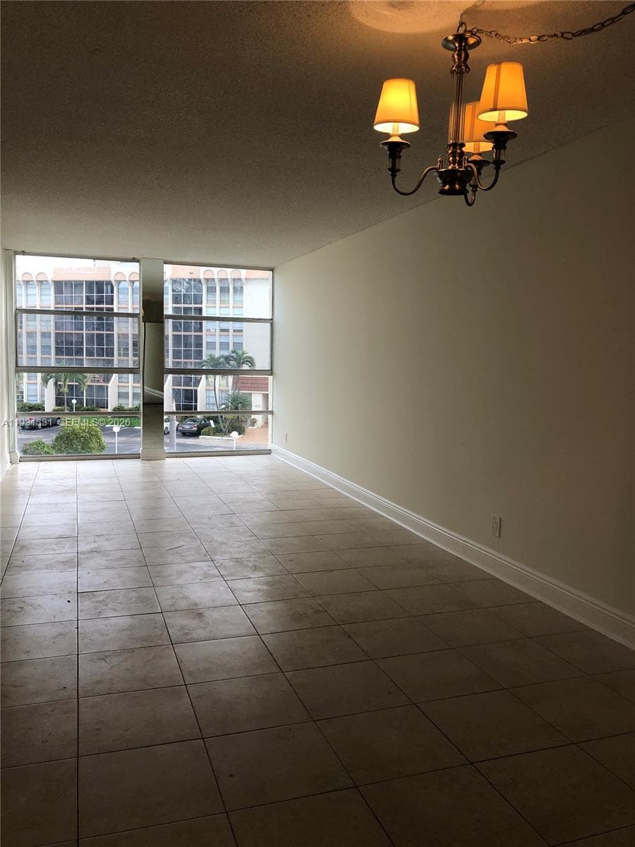 DESOTO PARK CONDO · #316 in Hallandale Beach - Photo 4