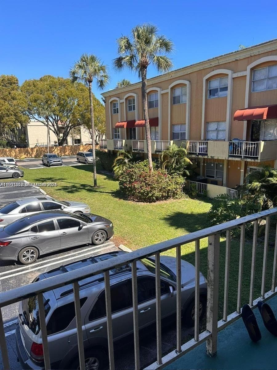 VENETIAN GARDENS AT COUNT · #C202 in Hialeah - Photo 1