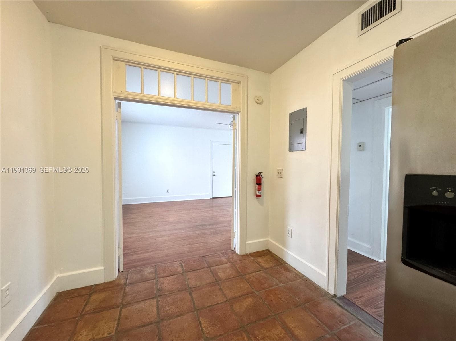 PALM GARDEN CONDO · #9 in Miami Beach - Photo 6