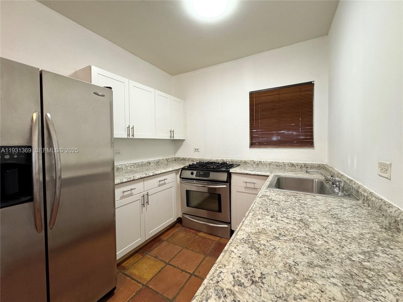 PALM GARDEN CONDO · #9 in Miami Beach - Photo 14