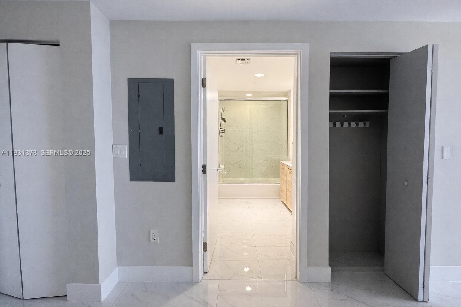 THE HARBOUR · #1102 in North Miami Beach - Photo 22