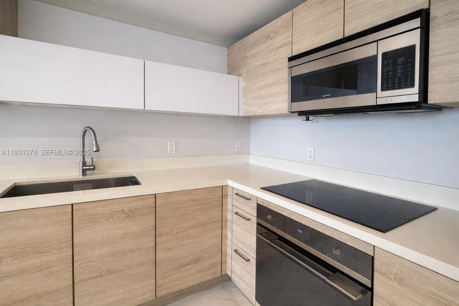 THE HARBOUR · #1102 in North Miami Beach - Photo 10