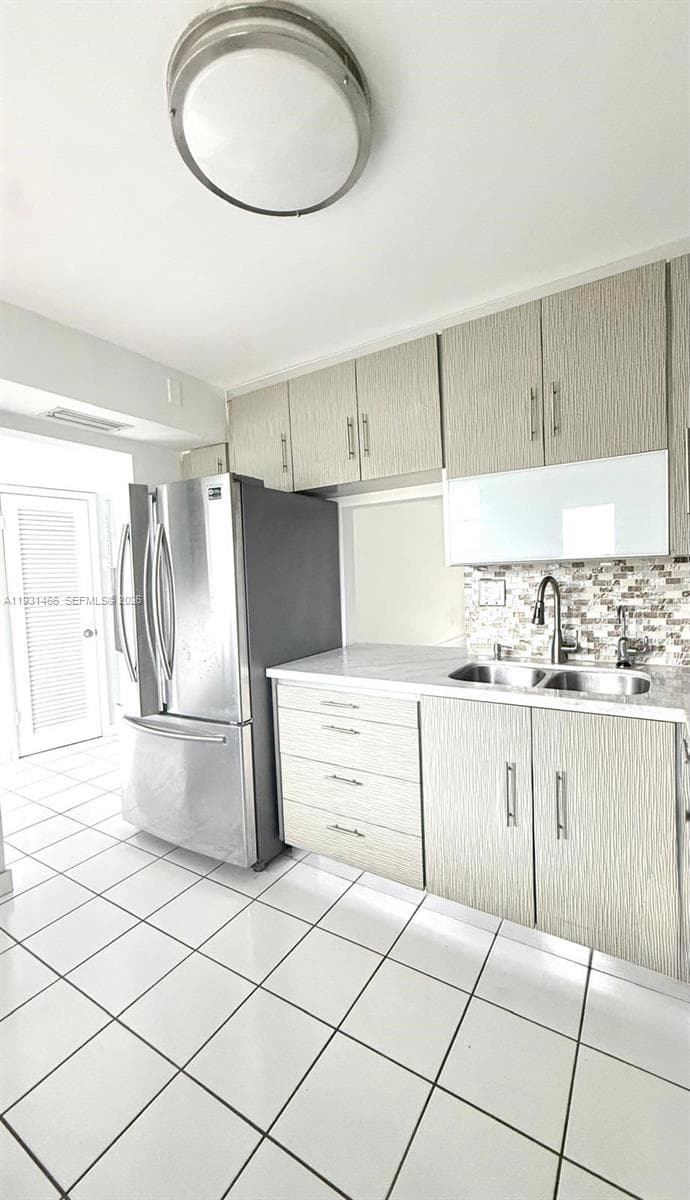 ROLLING GREEN CONDO B · #B113 in Miami - Photo 6