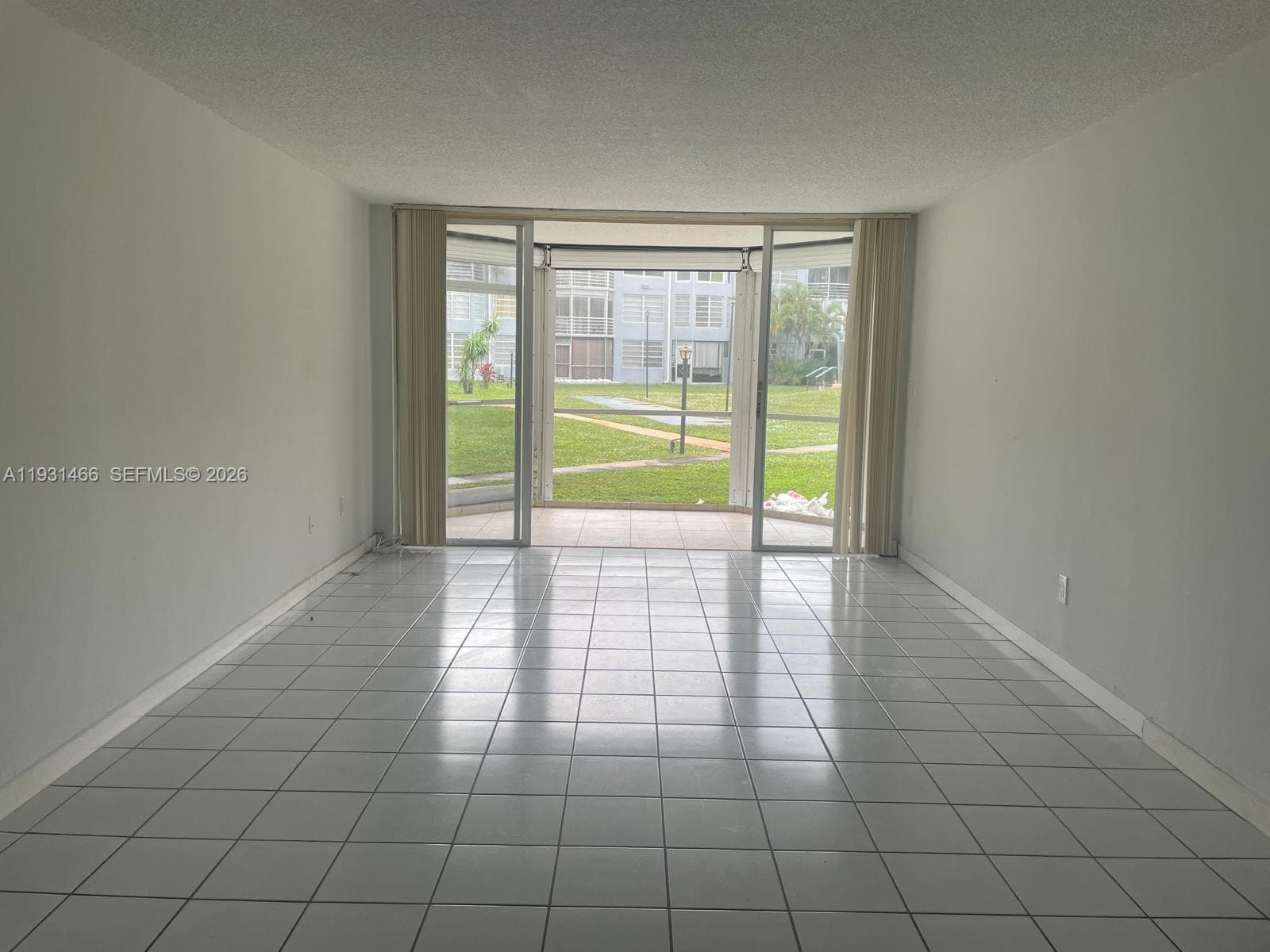 ROLLING GREEN CONDO B · #B113 in Miami - Photo 17