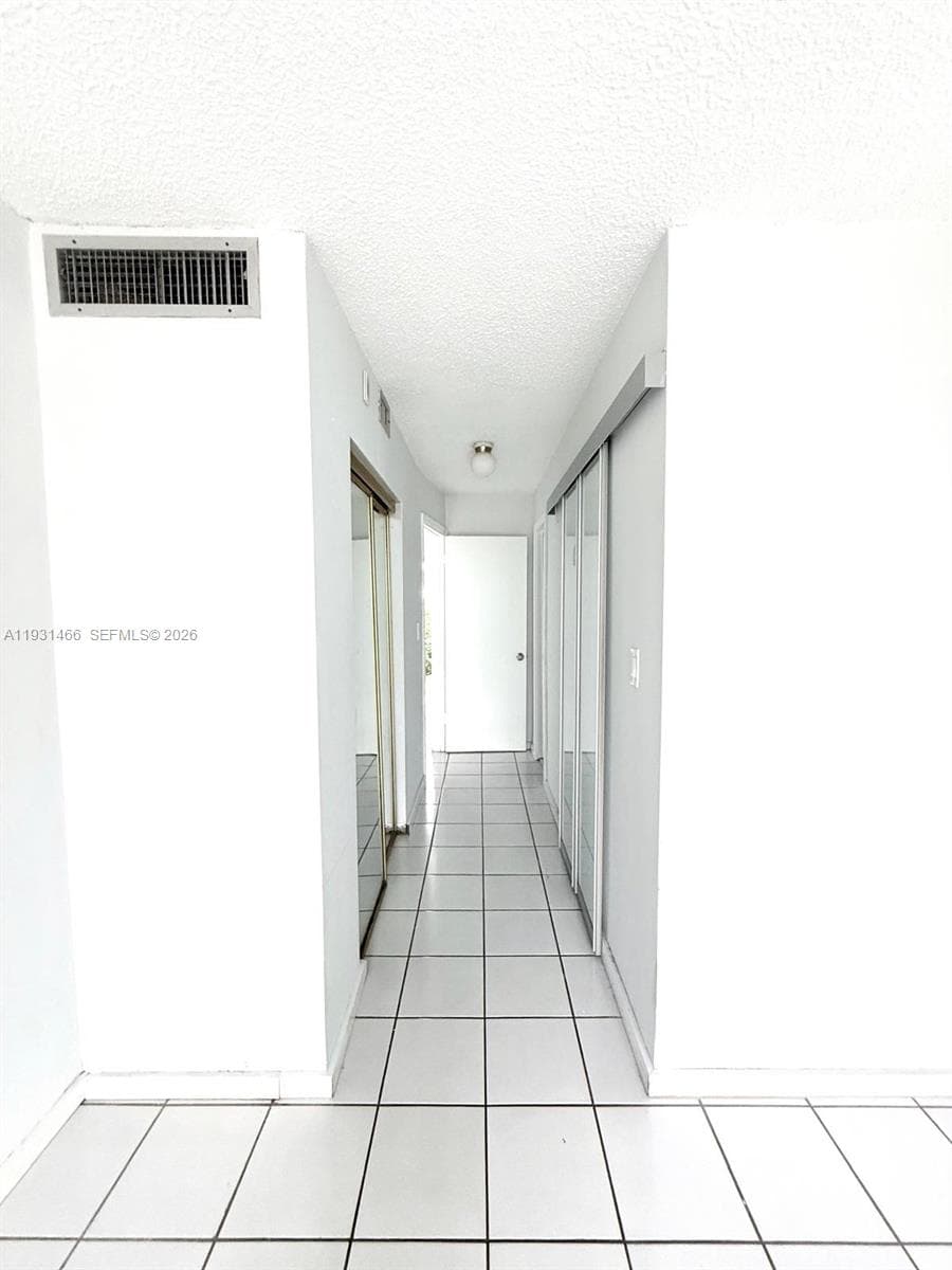 ROLLING GREEN CONDO B · #B113 in Miami - Photo 11