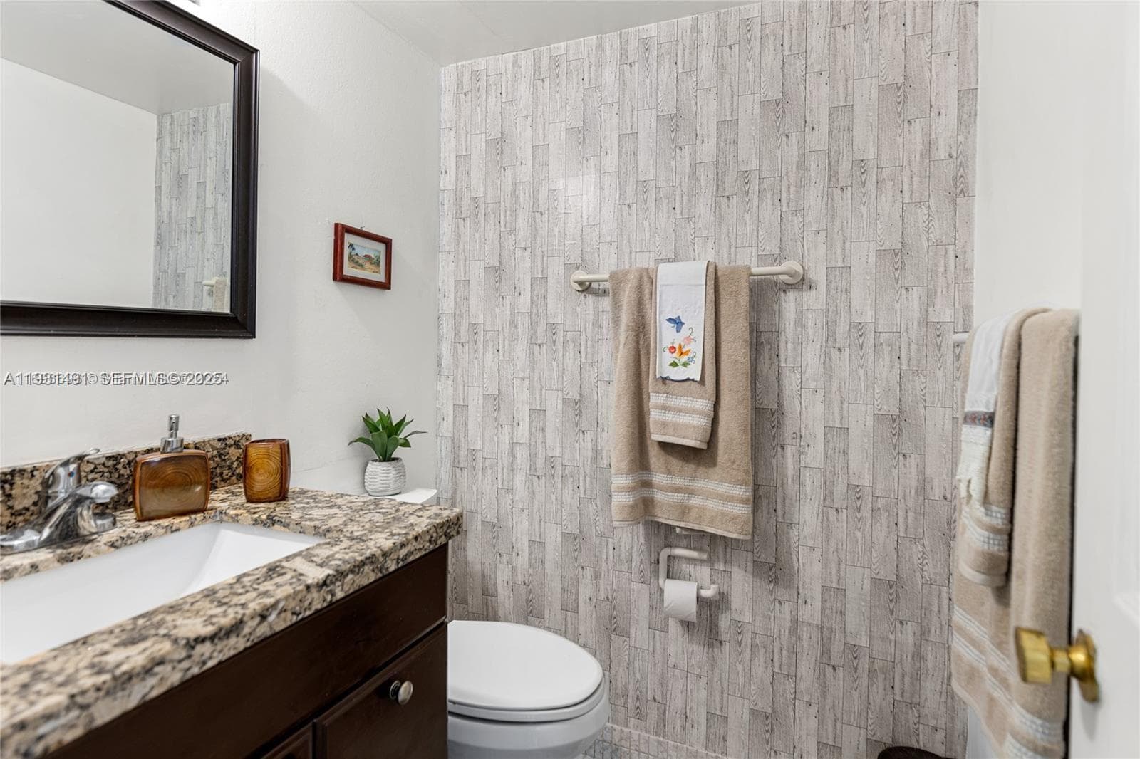 Desoto Park · #218 in Hallandale Beach - Photo 16