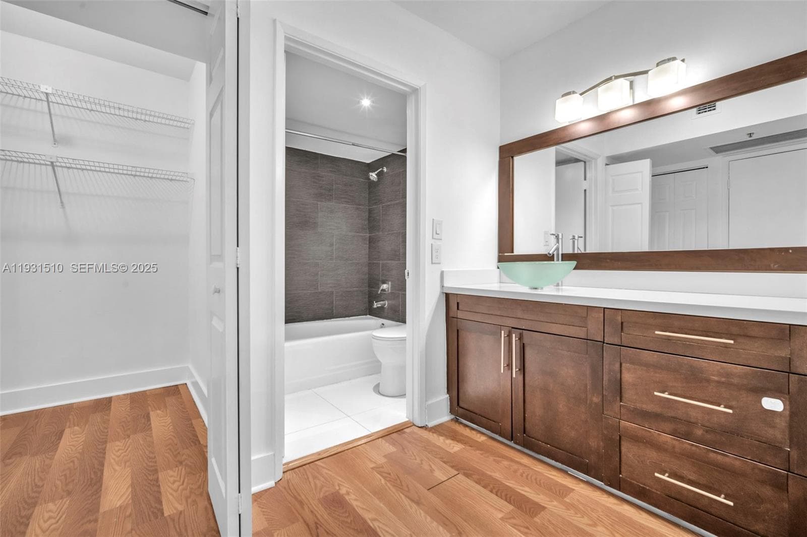 DELVISTA · #421 in Aventura - Photo 13
