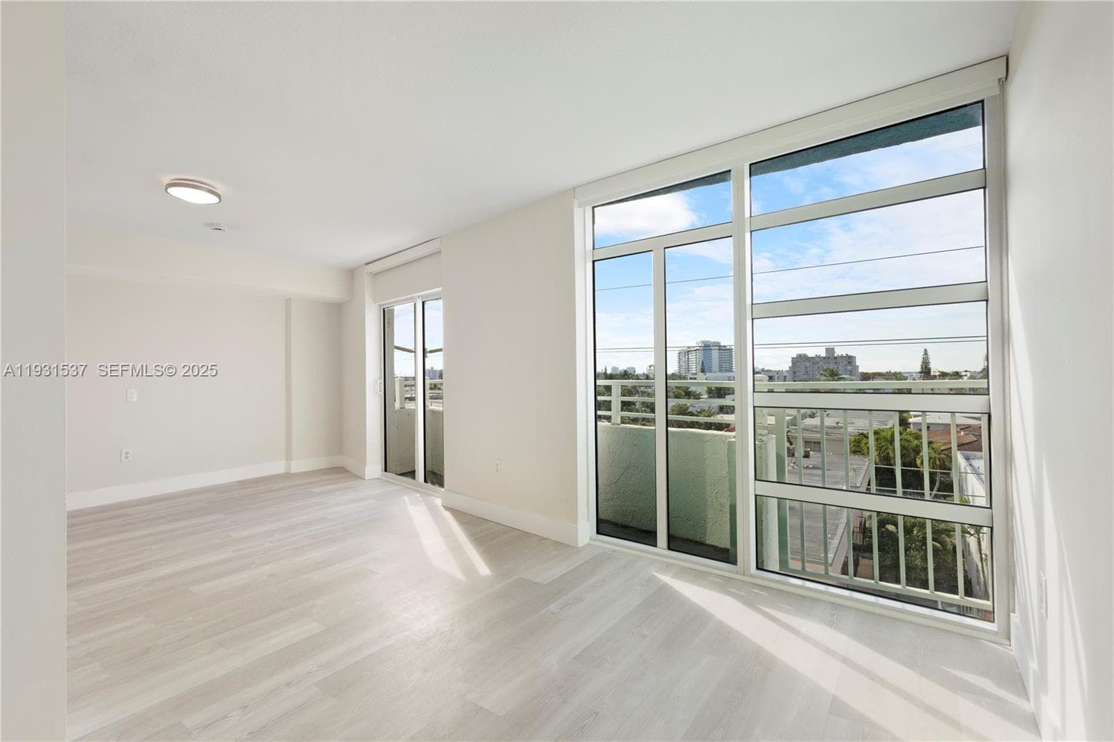 OCEANBLUE CONDO OF MIAMI · #615 in Miami Beach - Photo 13